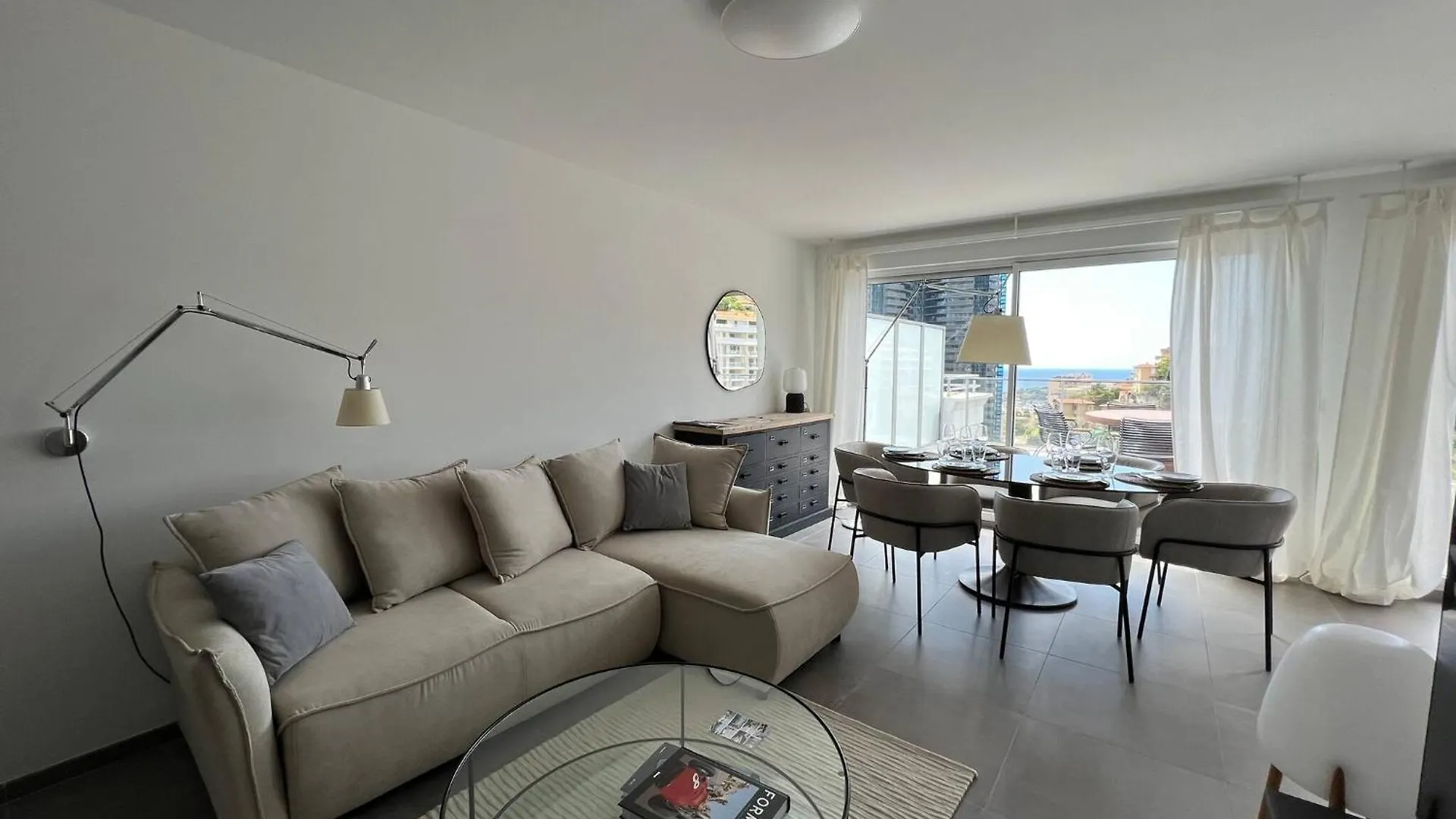 Sun Paradise Seaview&Terrace Parking&Pool Beausoleil Francia