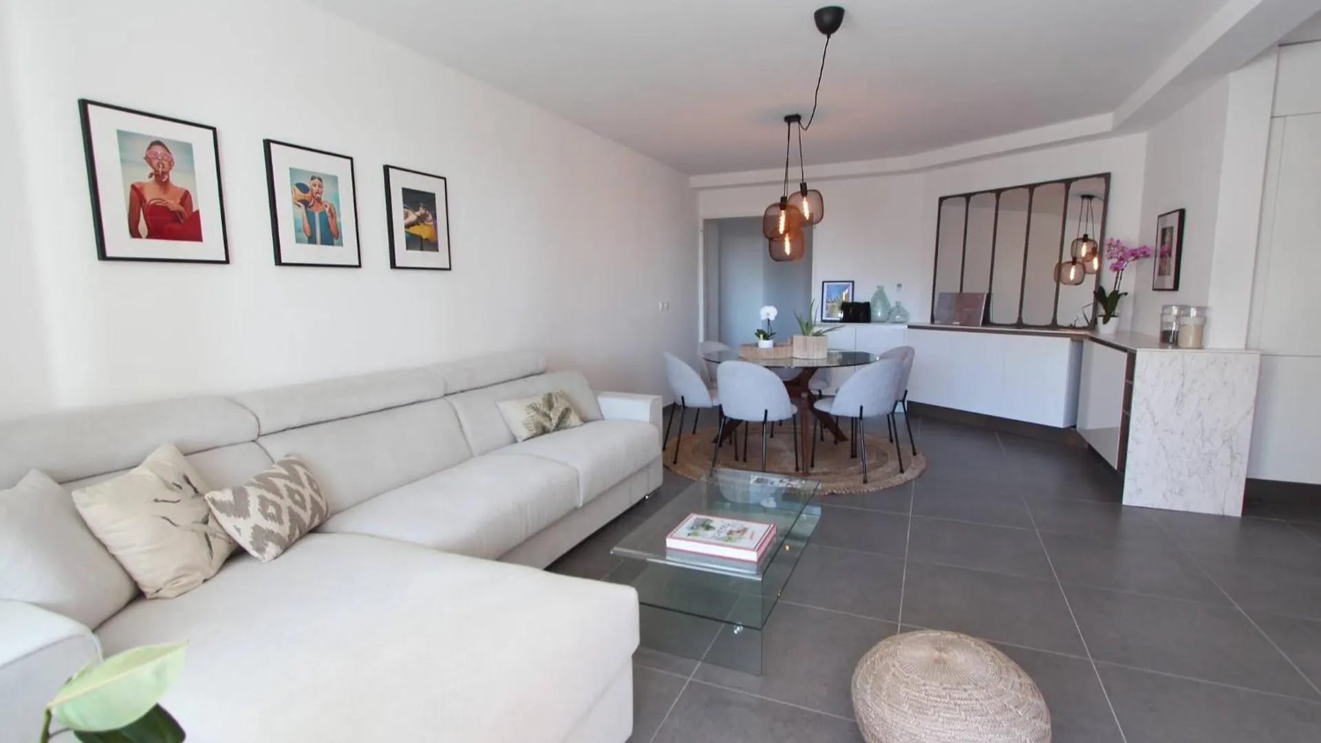 Sun Paradise Seaview&Terrace Parking&Pool Beausoleil 0*,  Francia