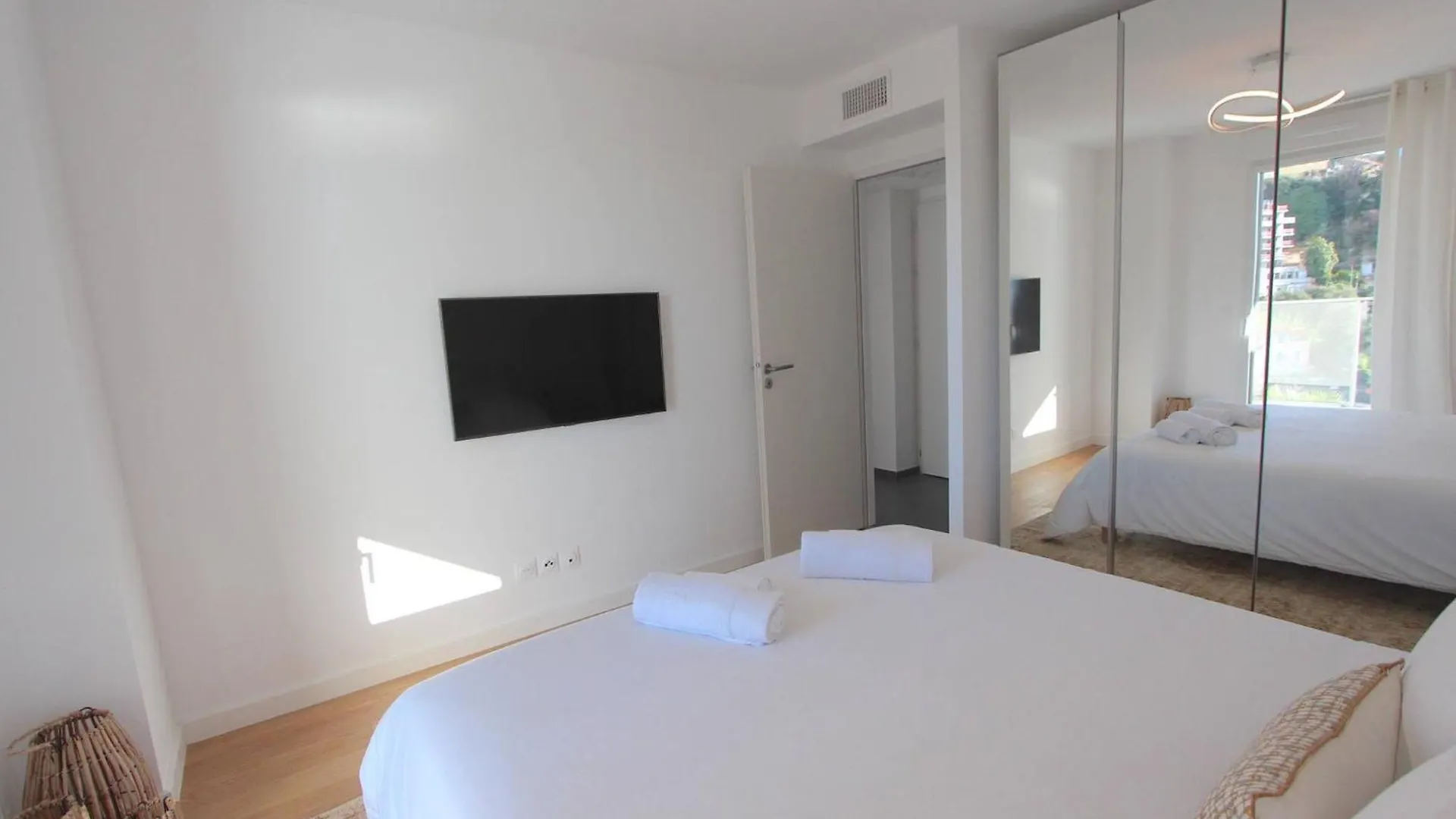 Sun Paradise Seaview&Terrace Parking&Pool Beausoleil Appartamento