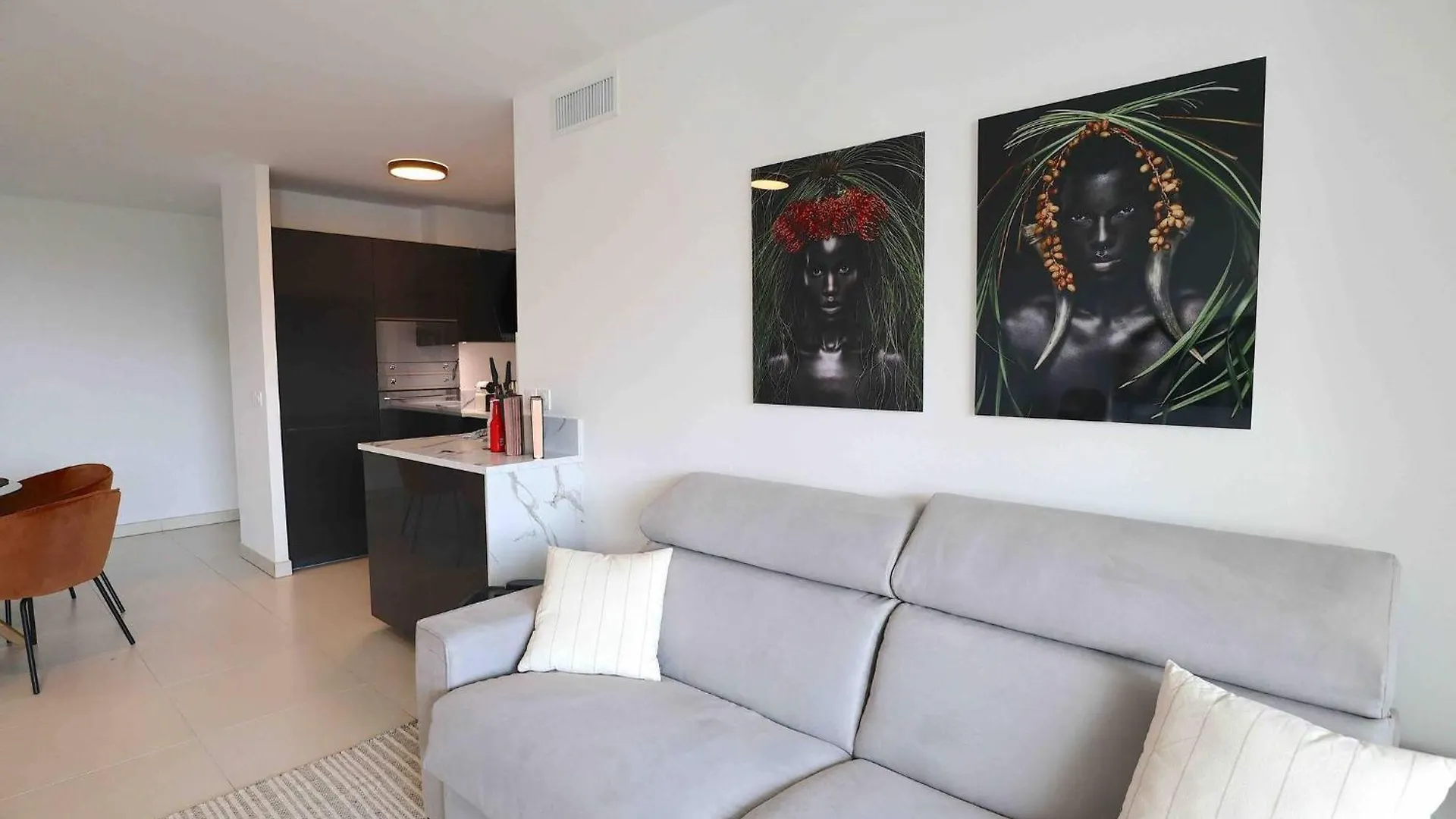 Sun Paradise Seaview&Terrace Parking&Pool Beausoleil 0*,  Frankrike